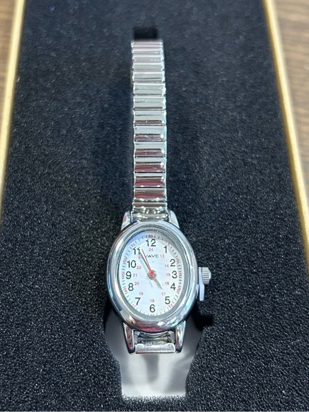 VAVC Watch Waterproof Nurse Watch Silver Stretch Stainless Steal NEW in Box